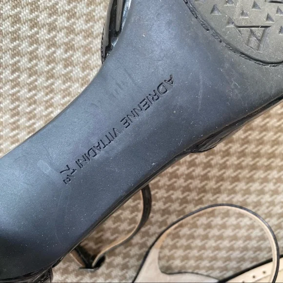 Adrienne Vittadini shoe, ankle strap, black patent leather SIZE 7-1/2 - Picture 9 of 10